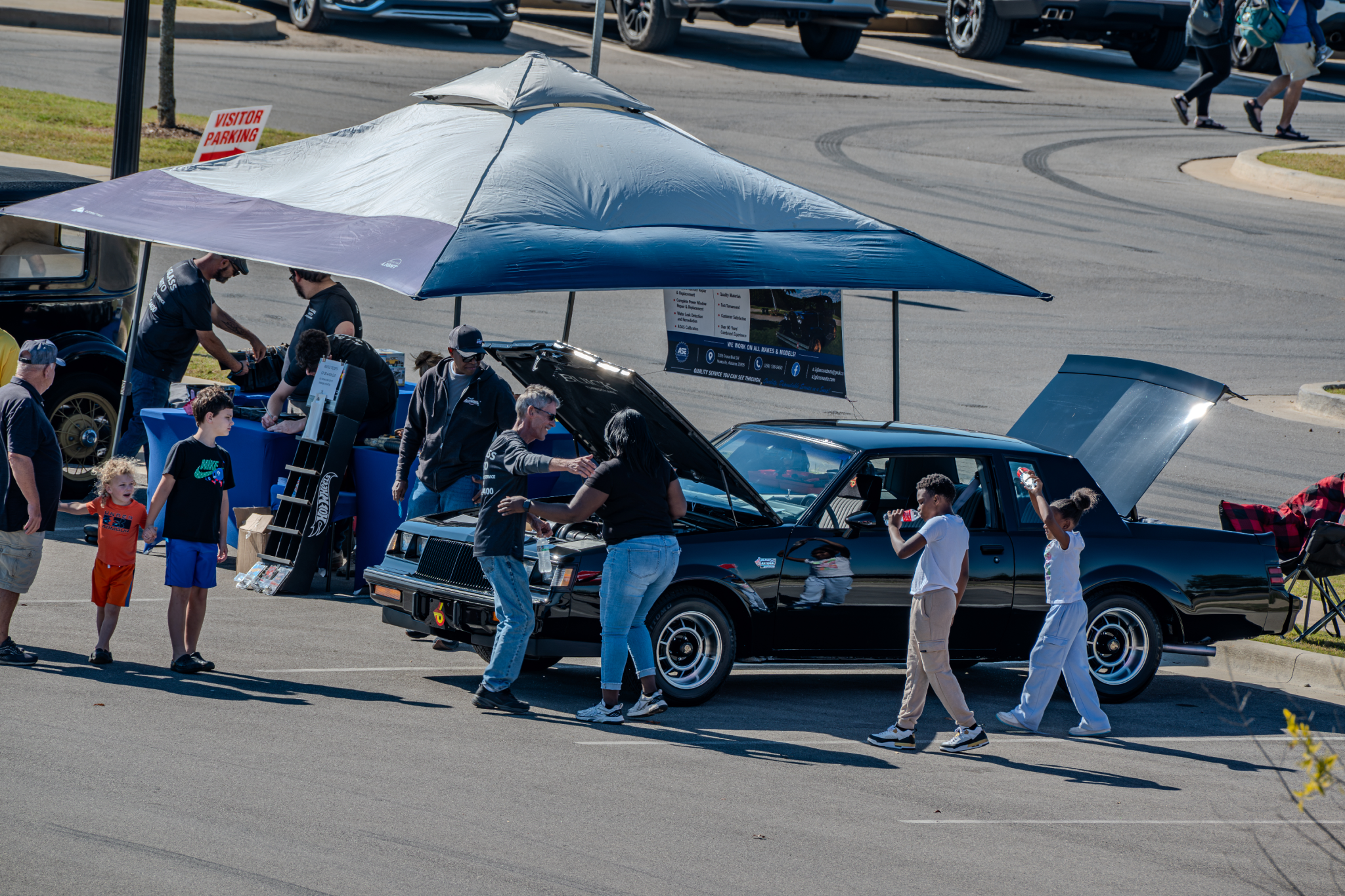 Car show picture