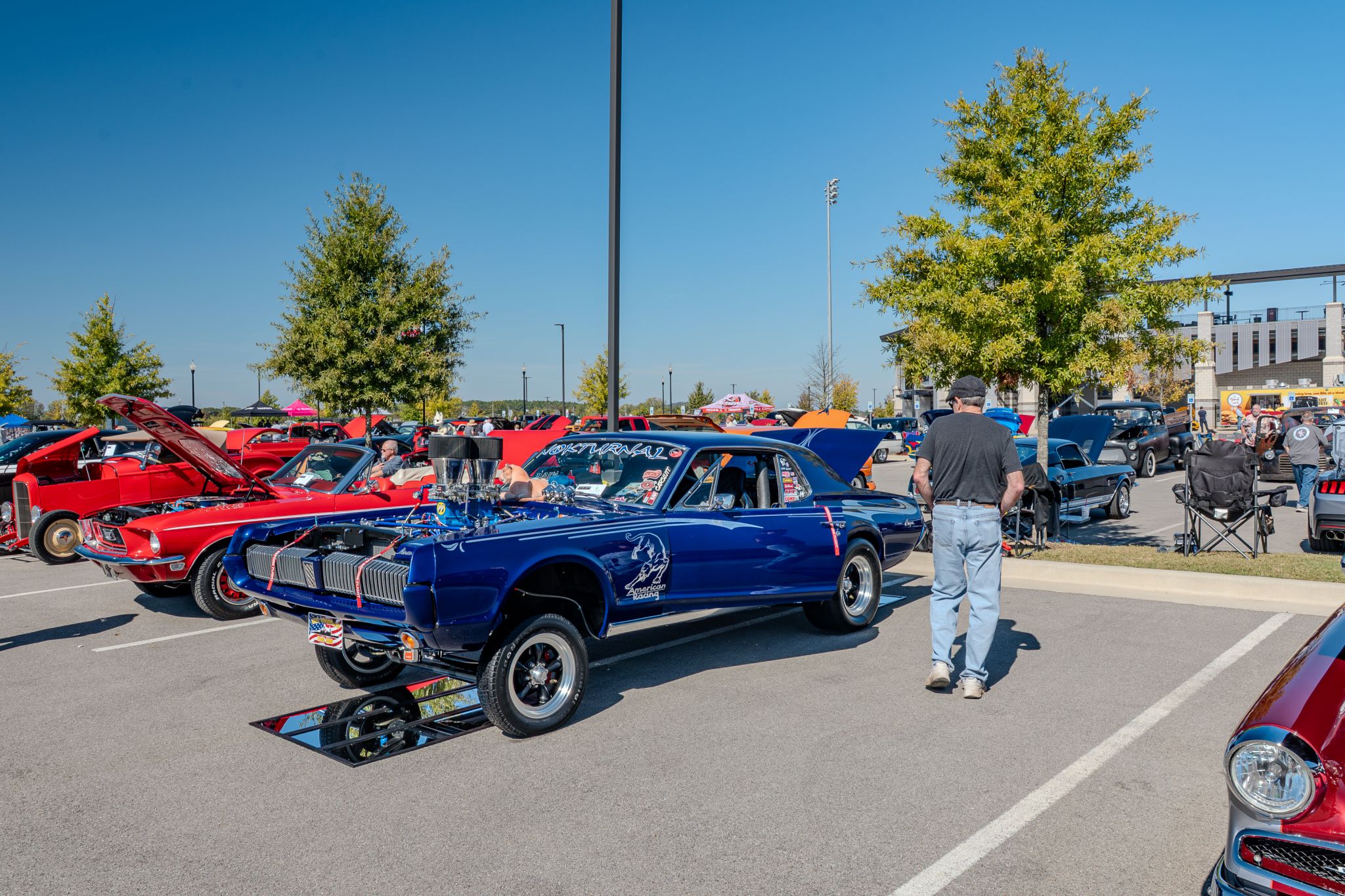 Car show picture