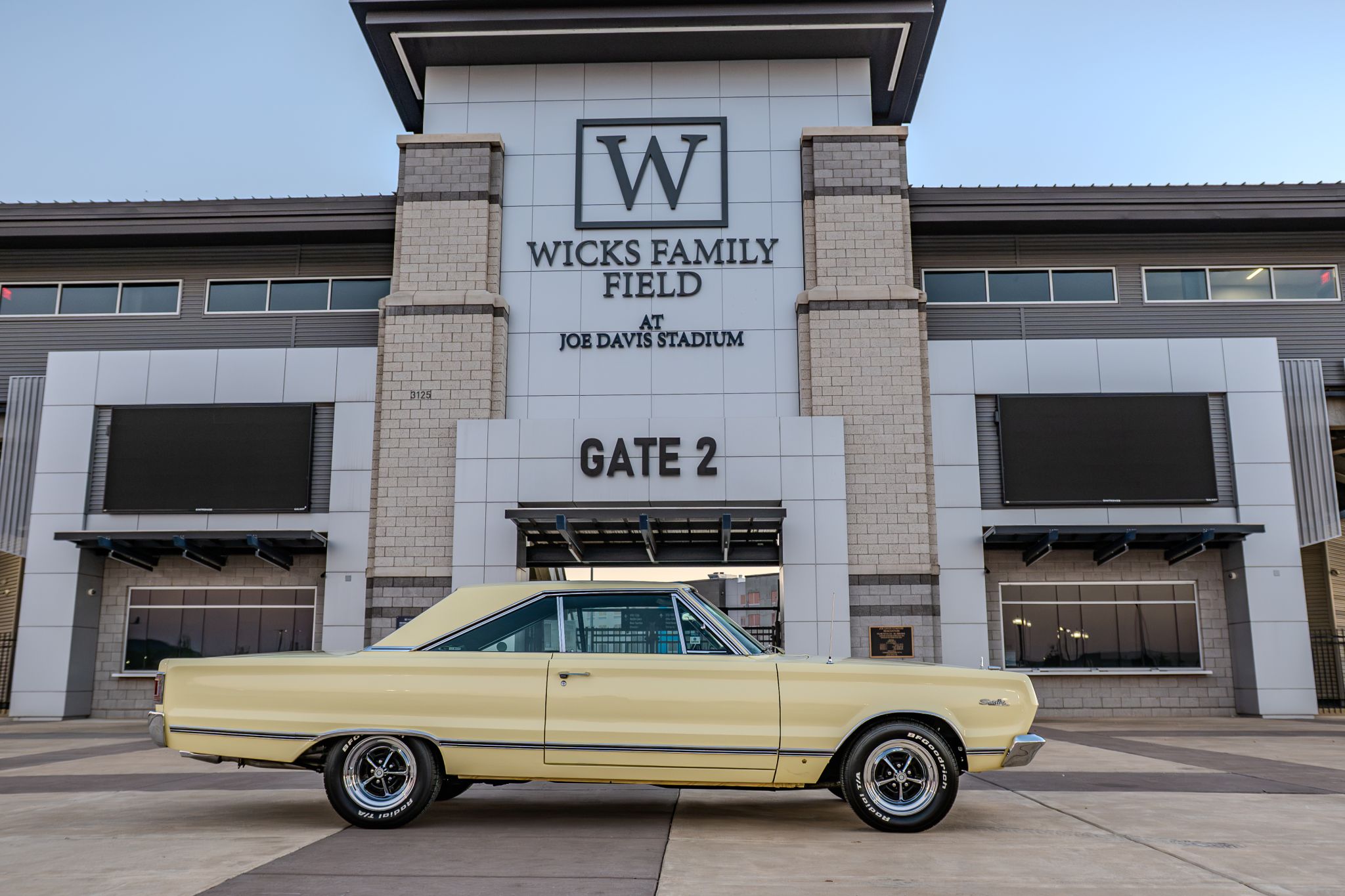 Car show picture