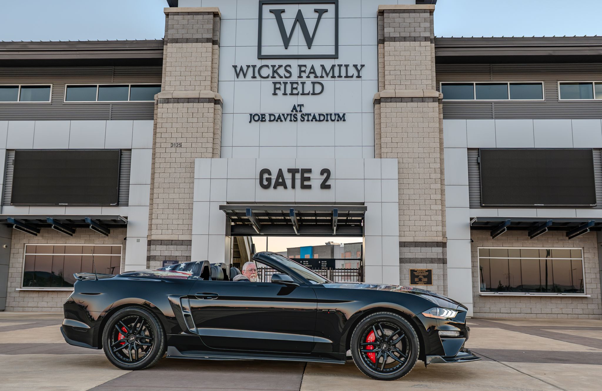 Car show picture