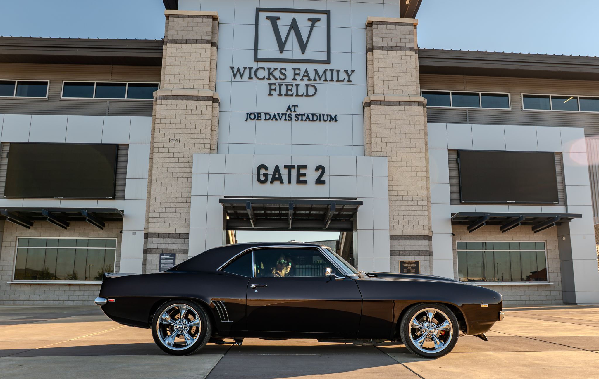 Car show picture