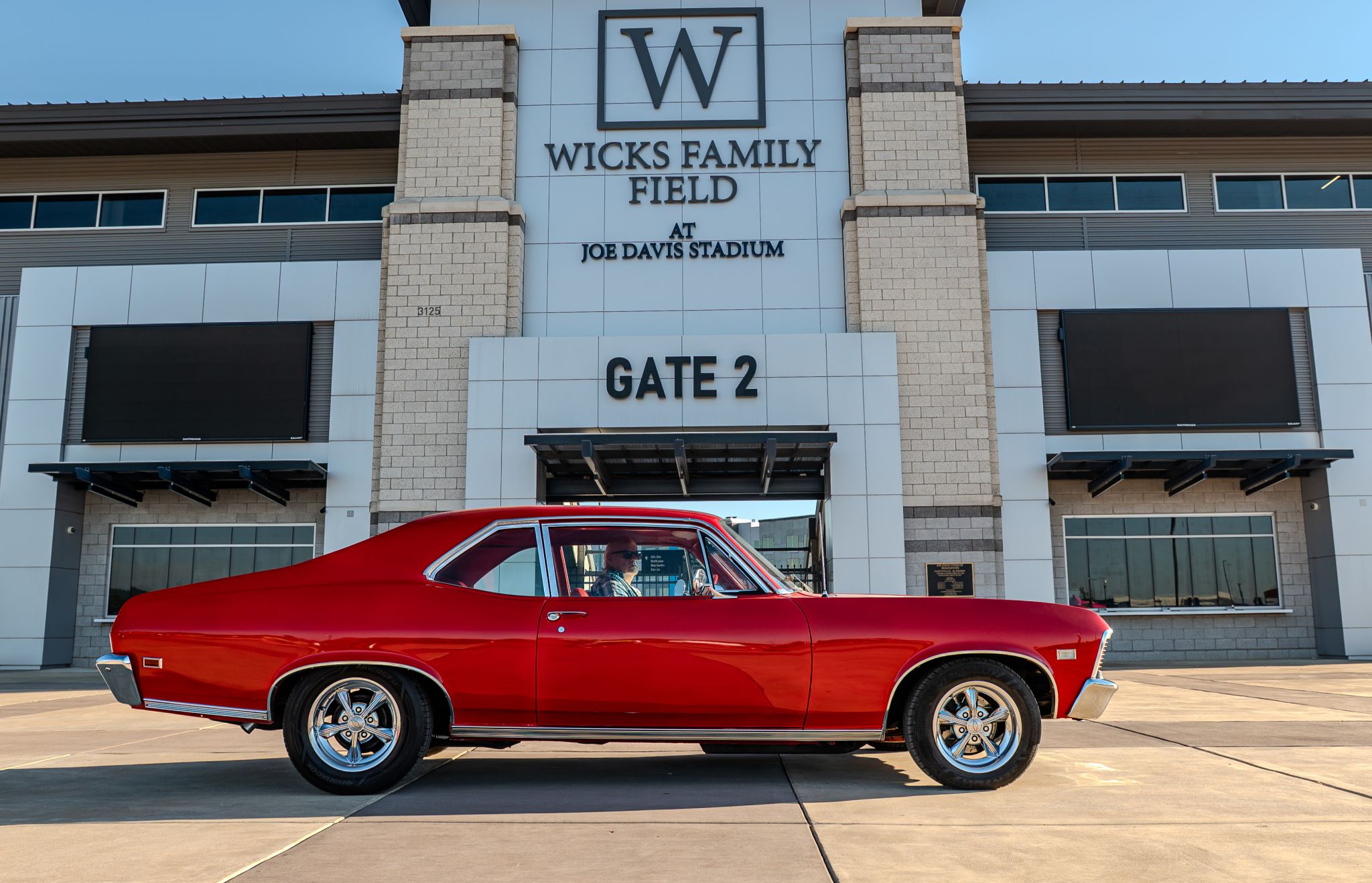 Car show picture
