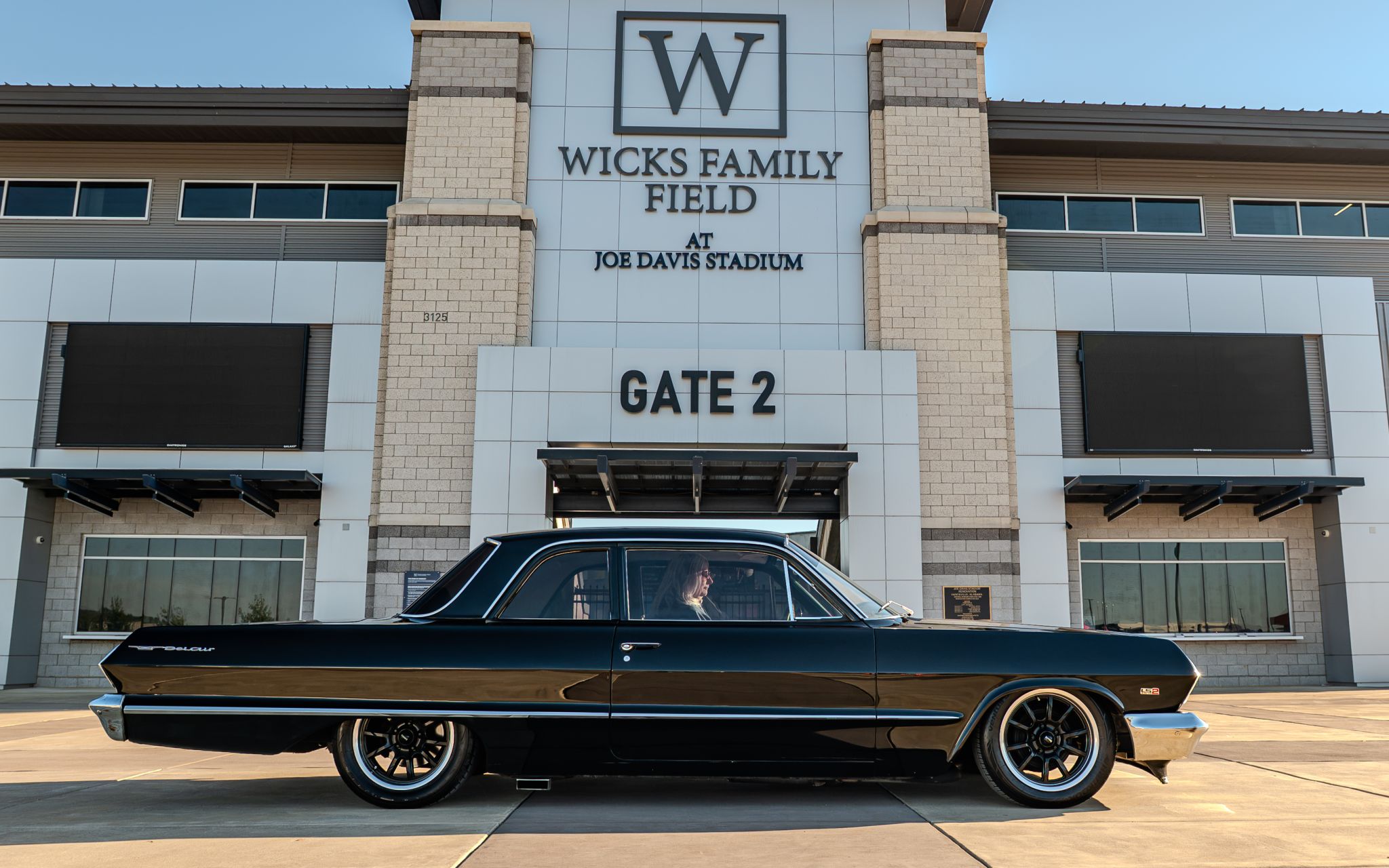 Car show picture
