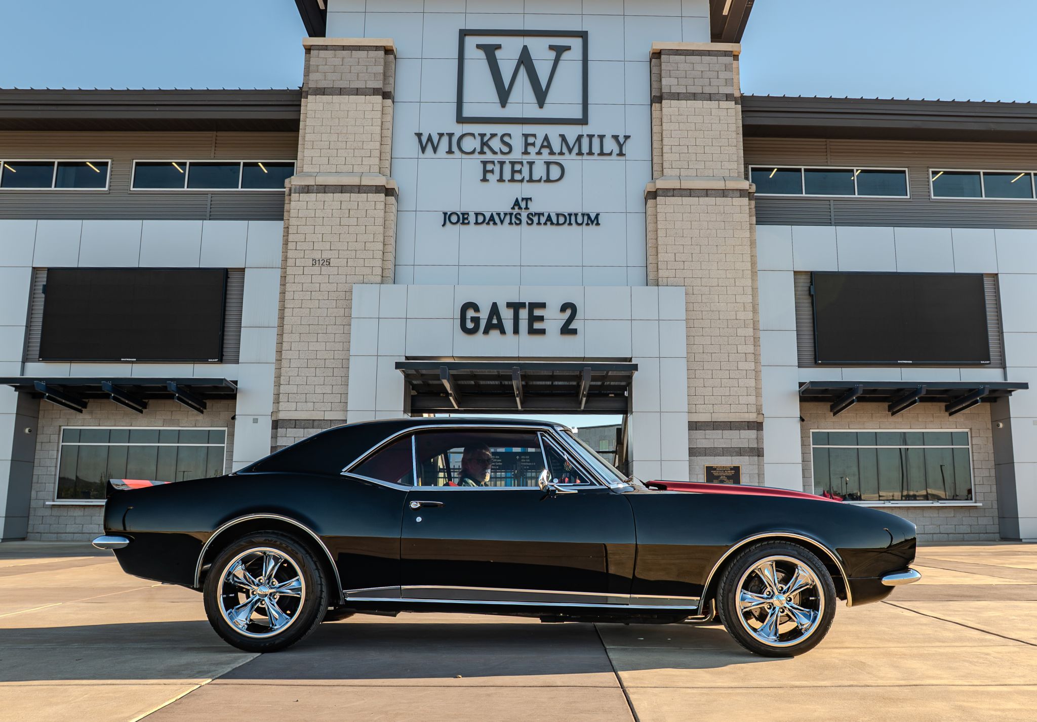 Car show picture