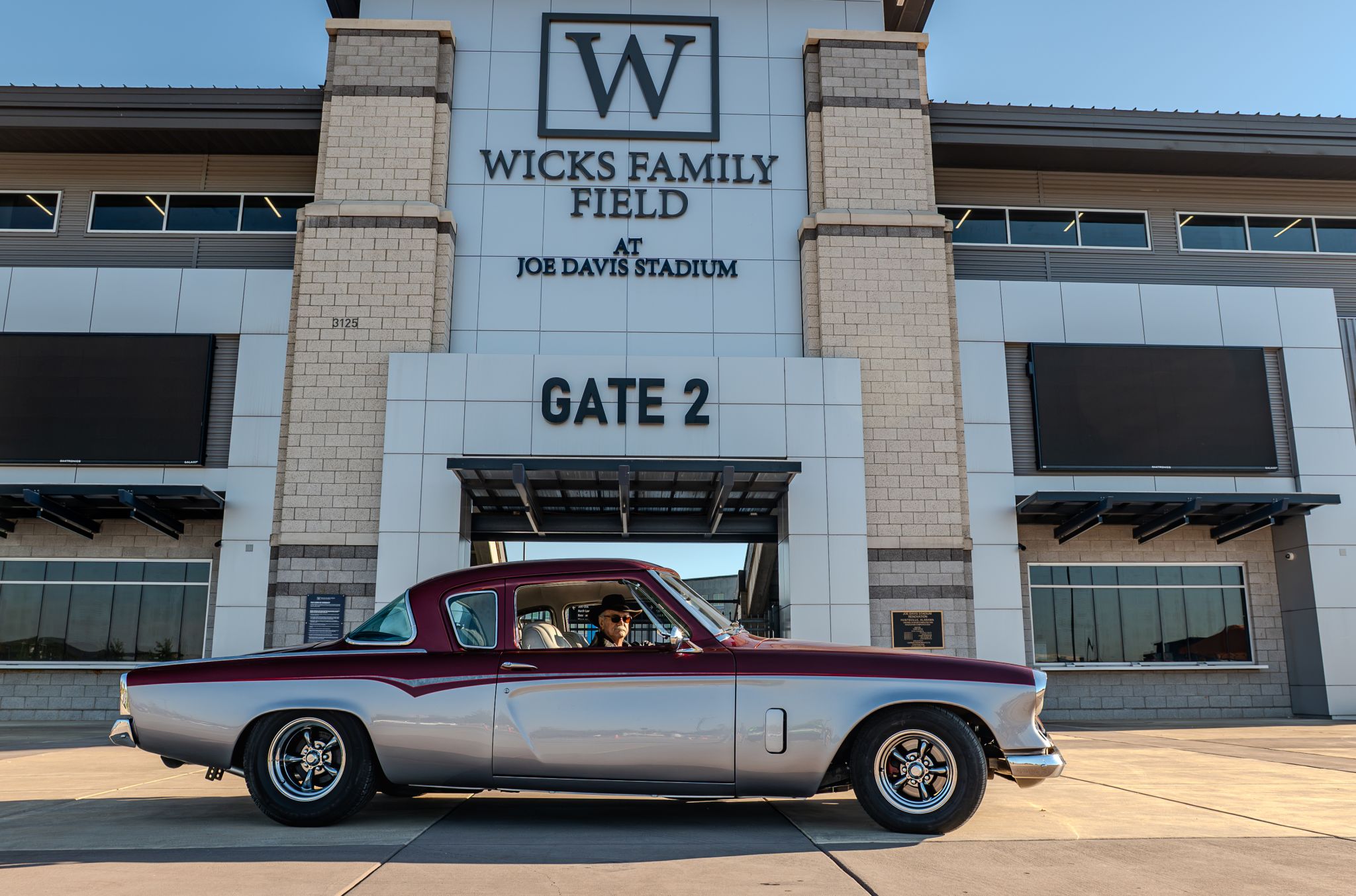 Car show picture