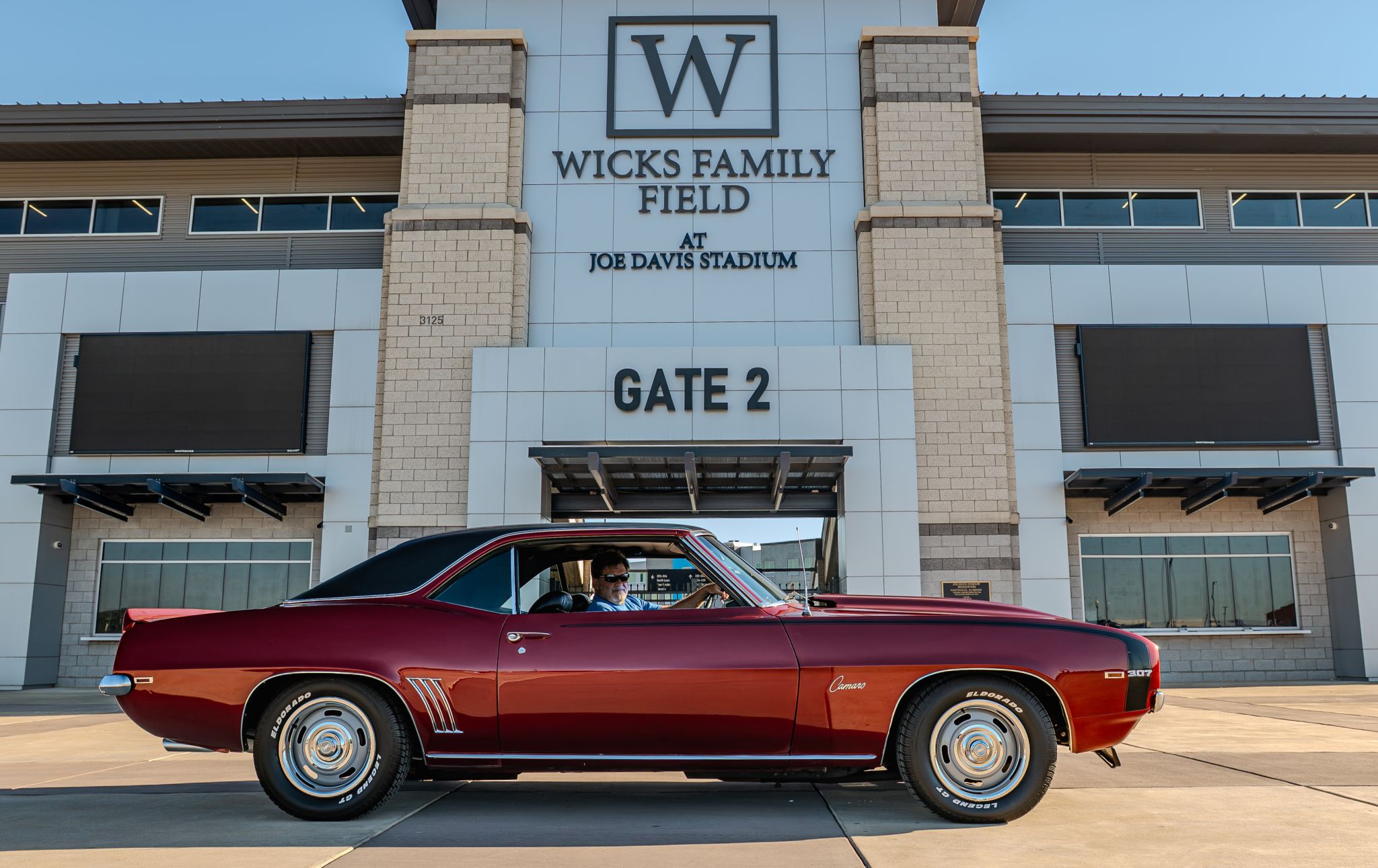 Car show picture