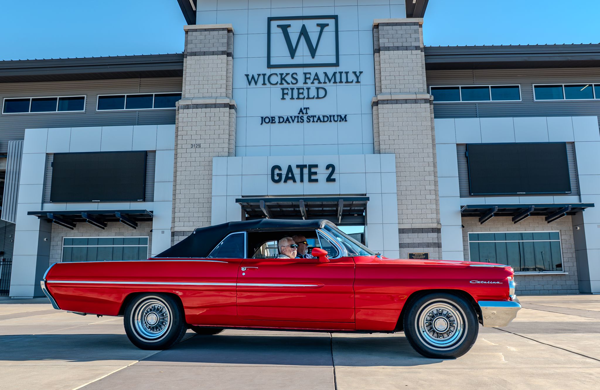 Car show picture