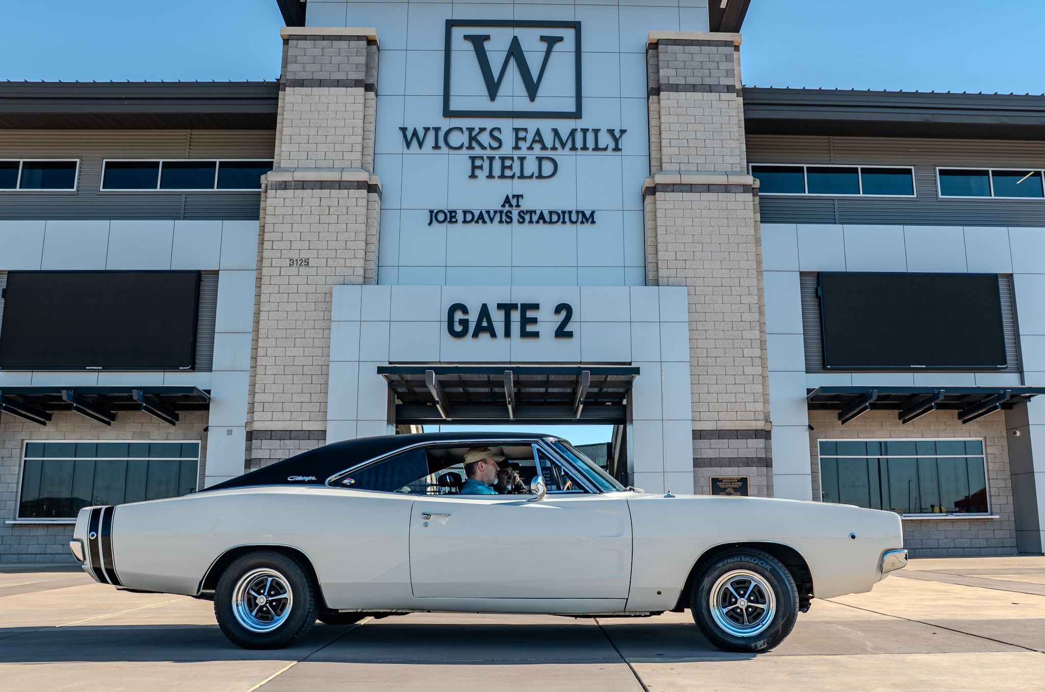 Car show picture