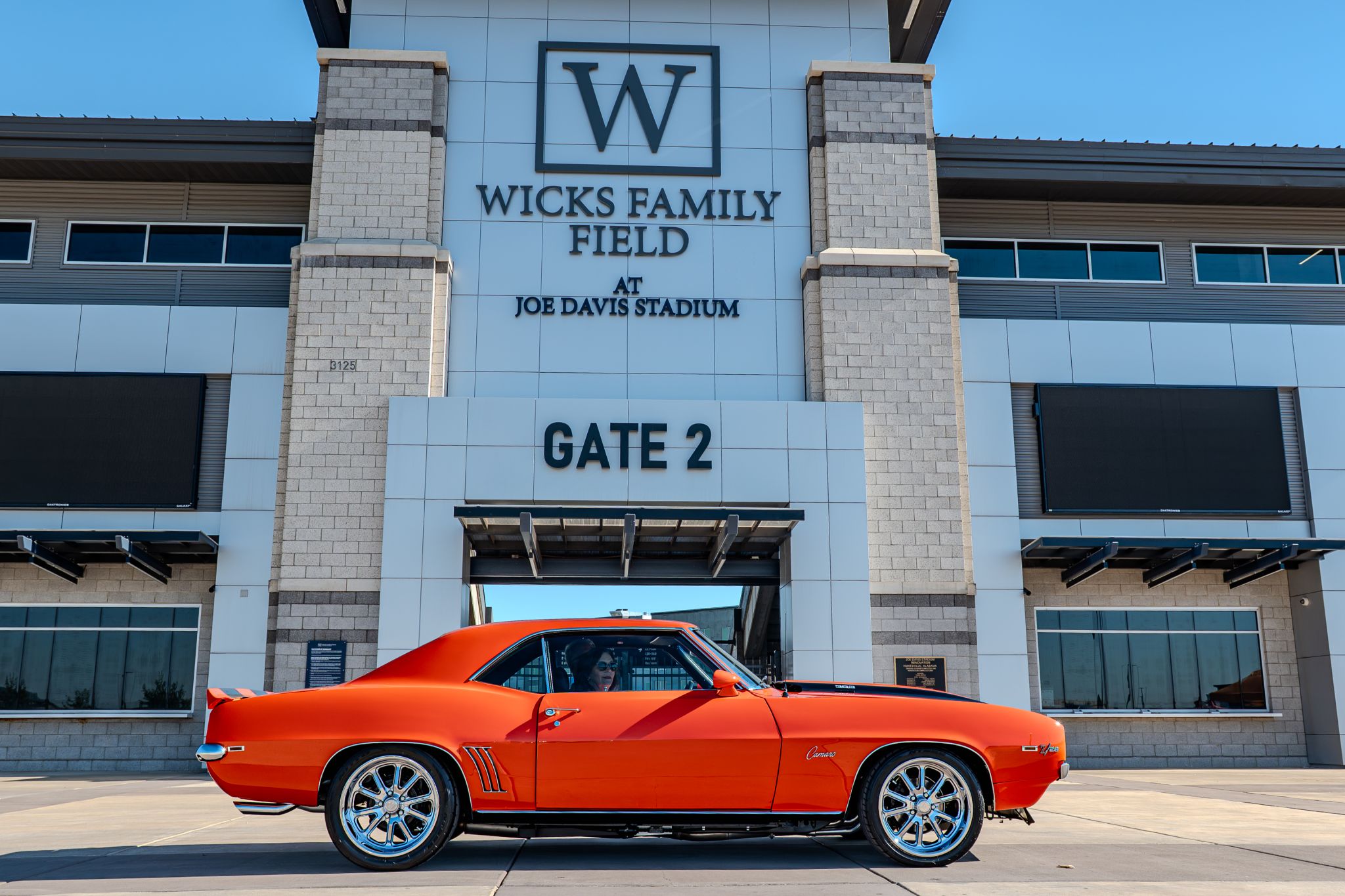 Car show picture