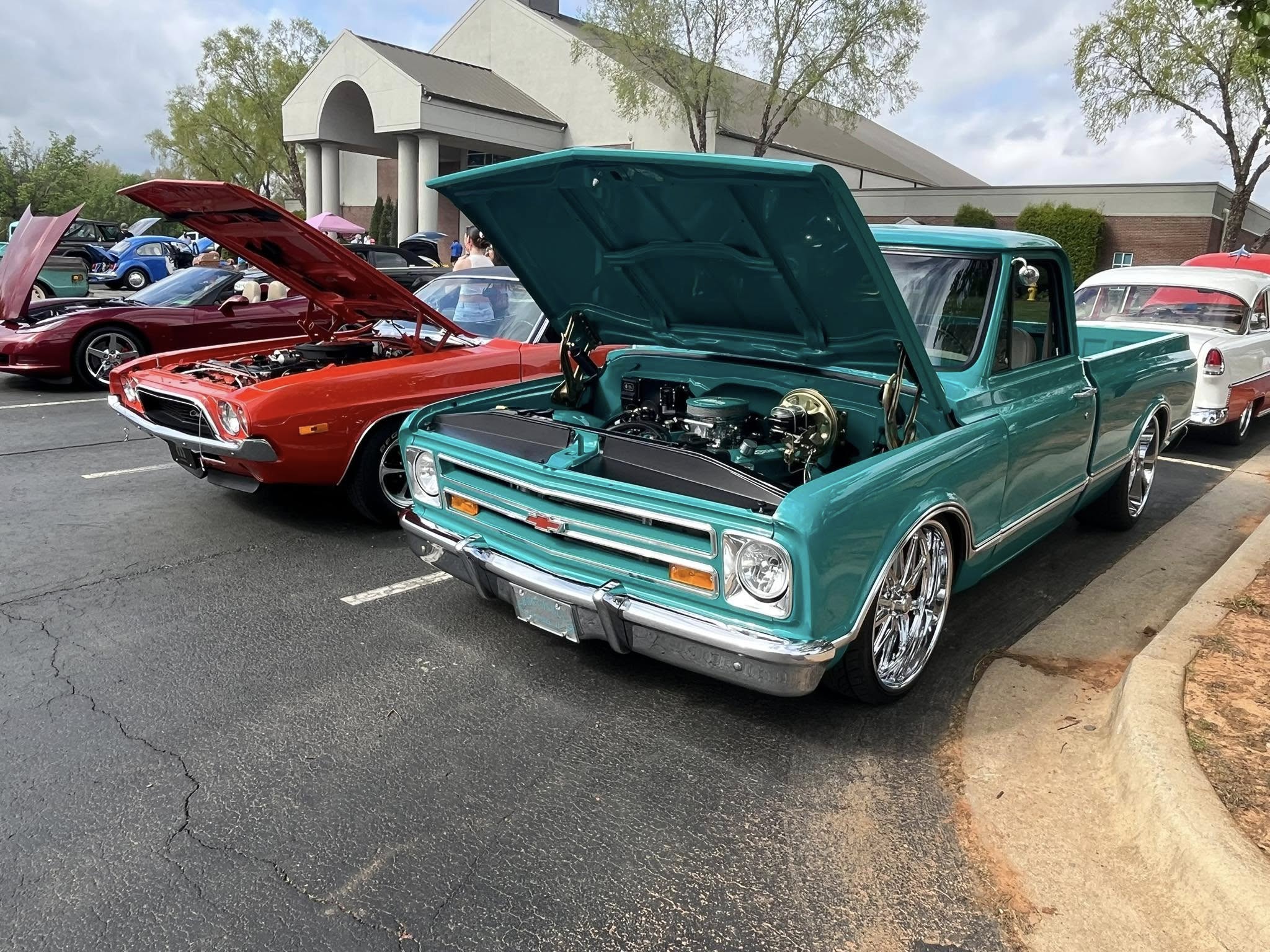 Car show picture