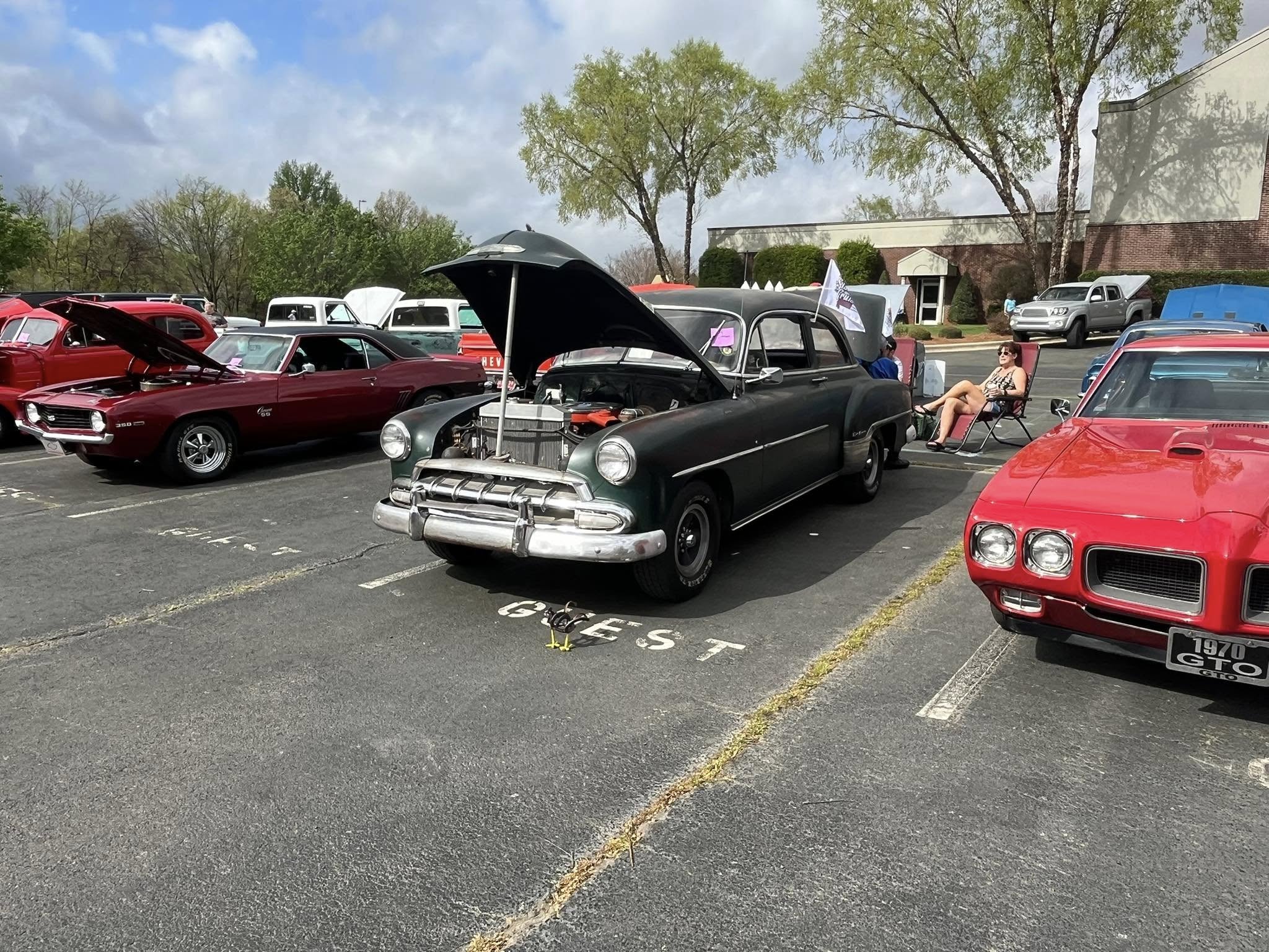 Car show picture