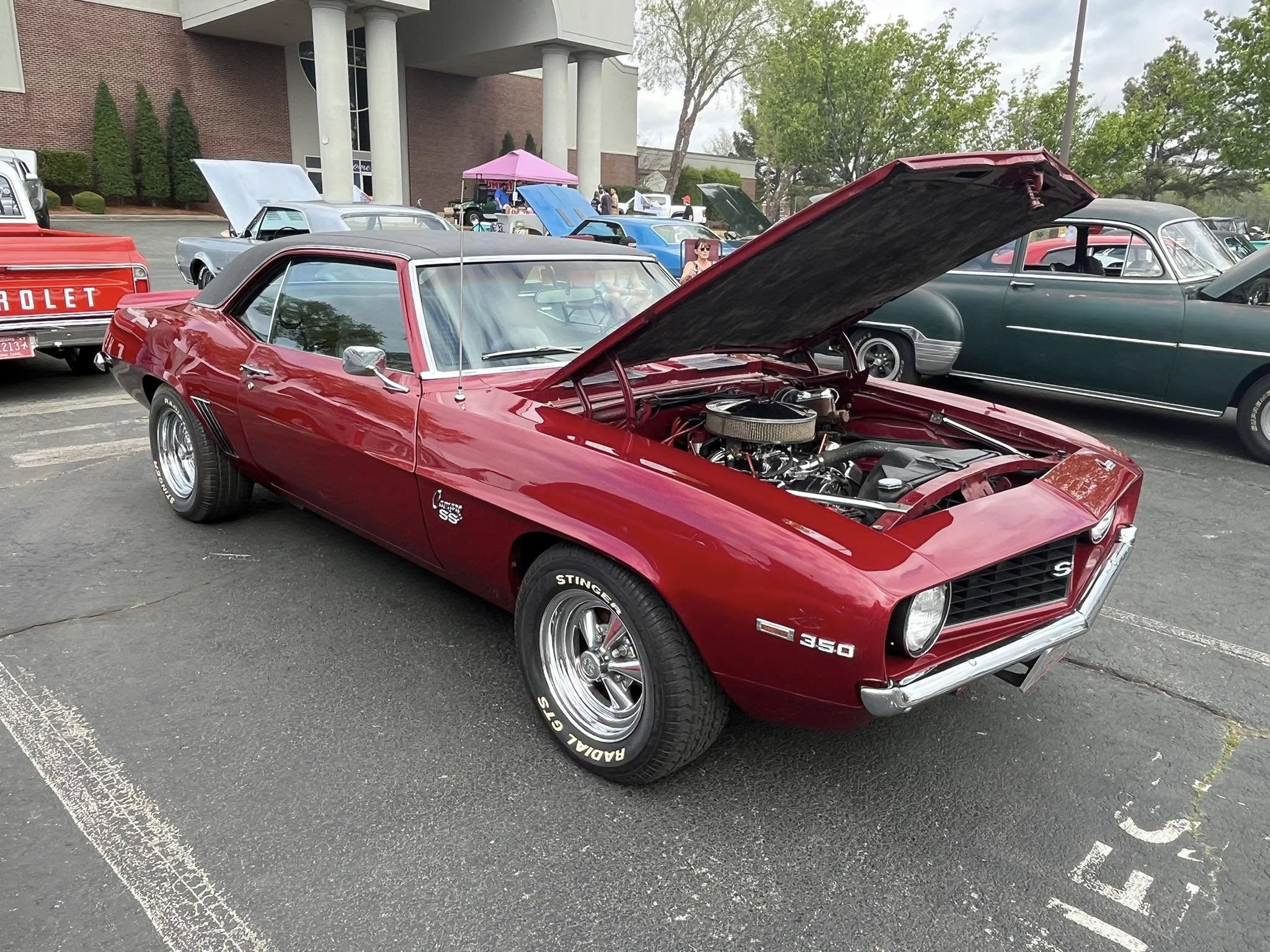 Car show picture