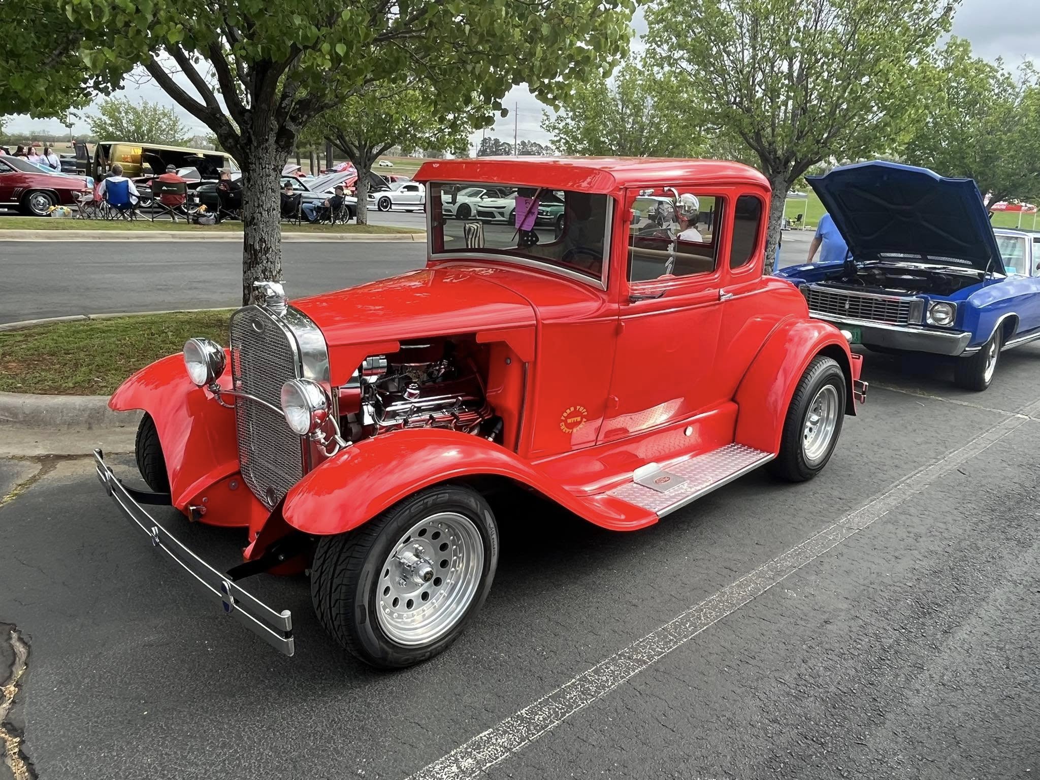Car show picture