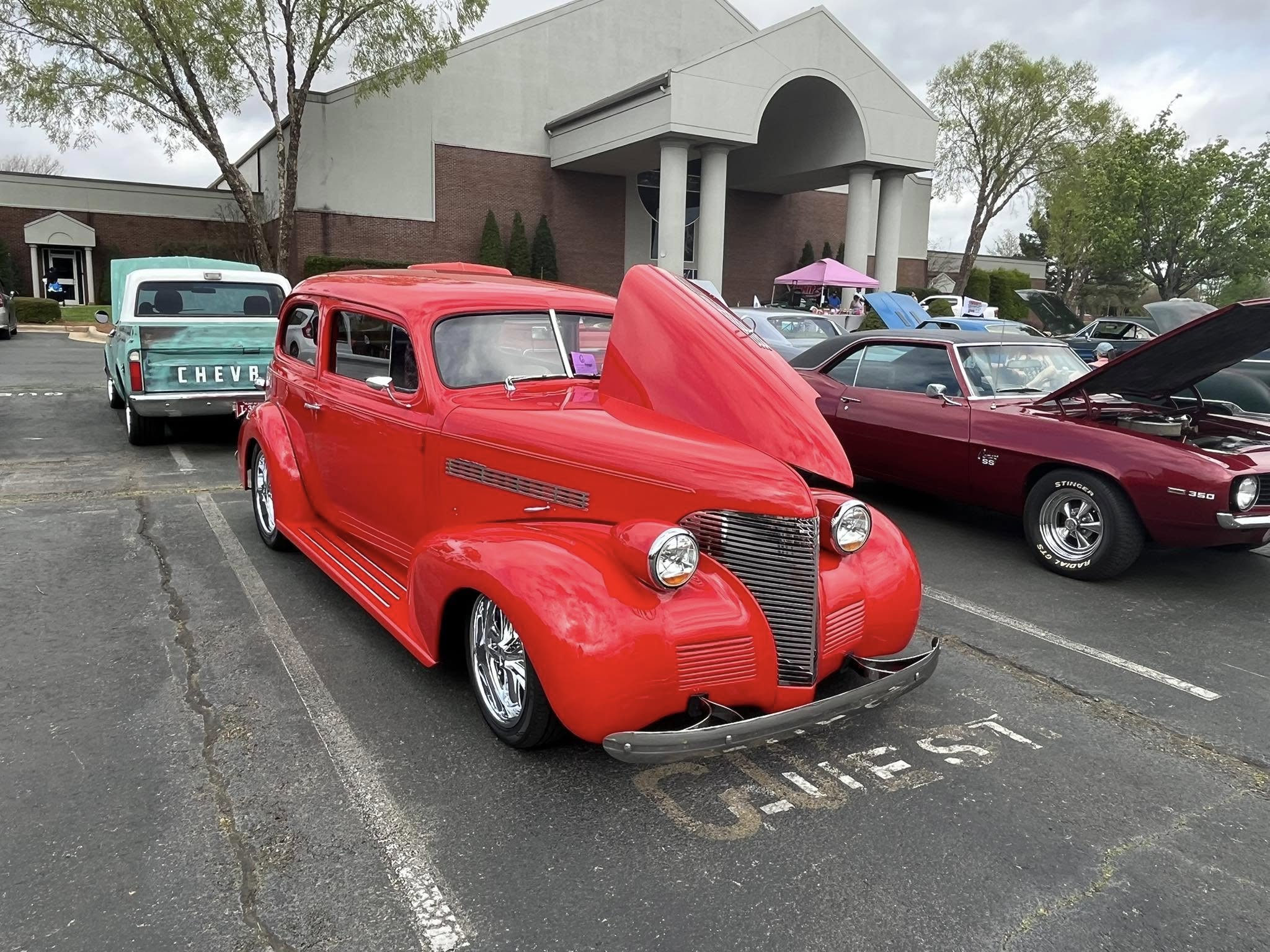 Car show picture