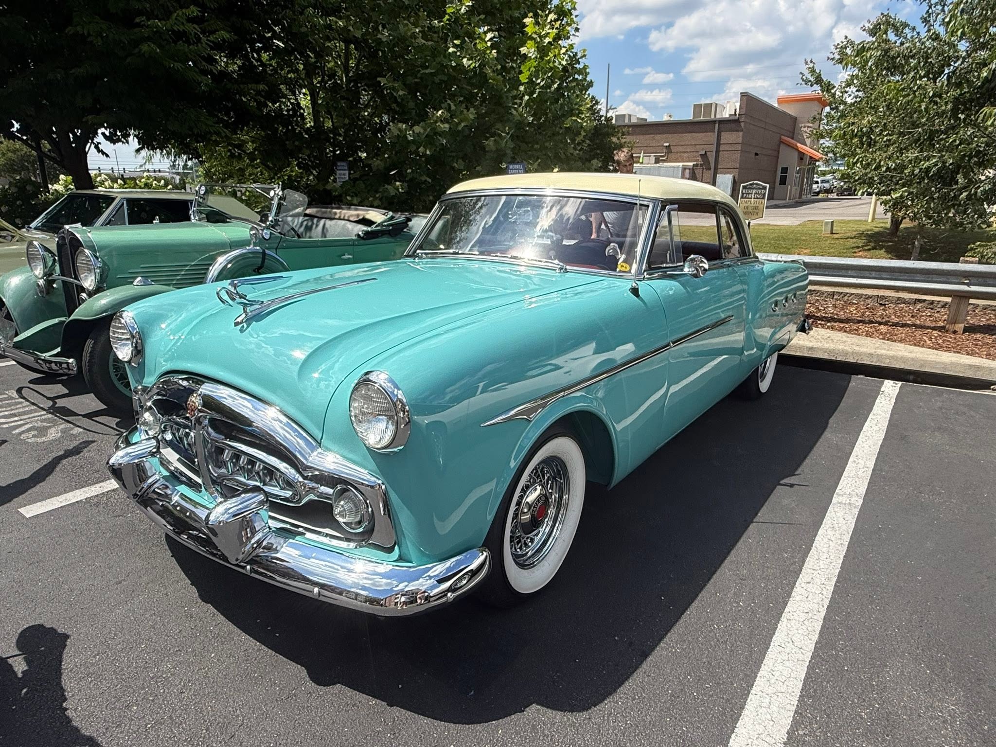 Car show picture