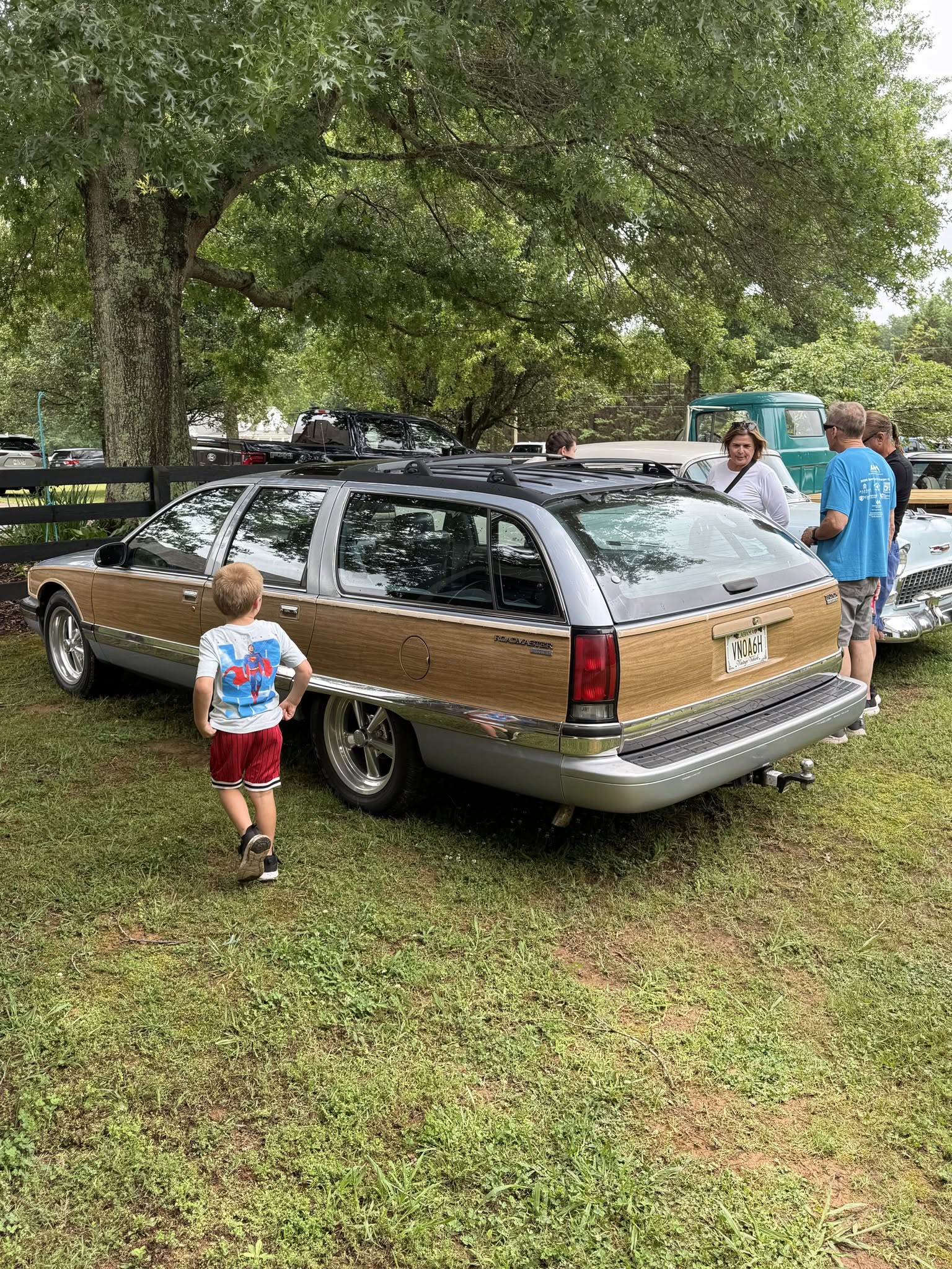 Car show picture
