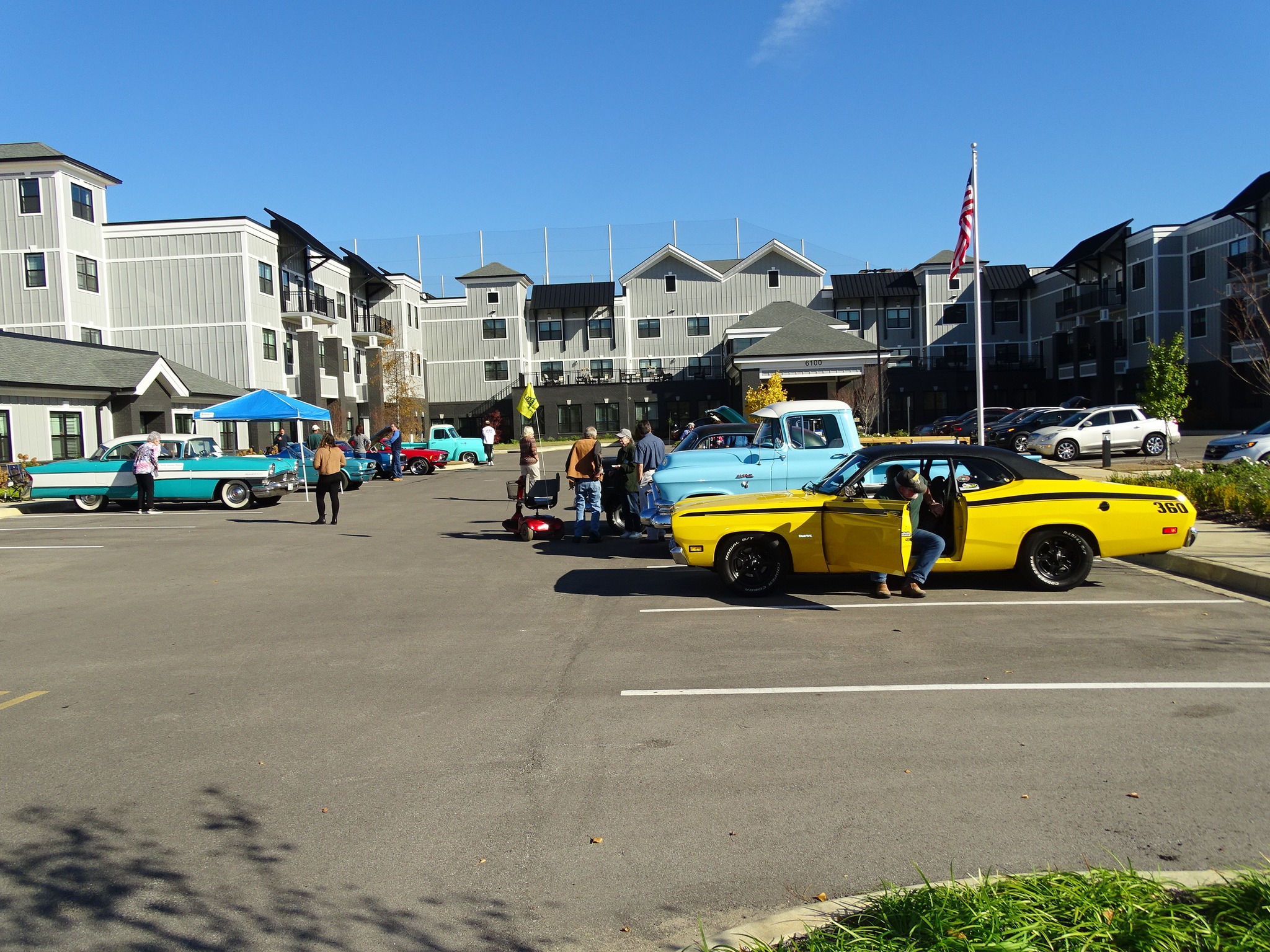 Car show picture