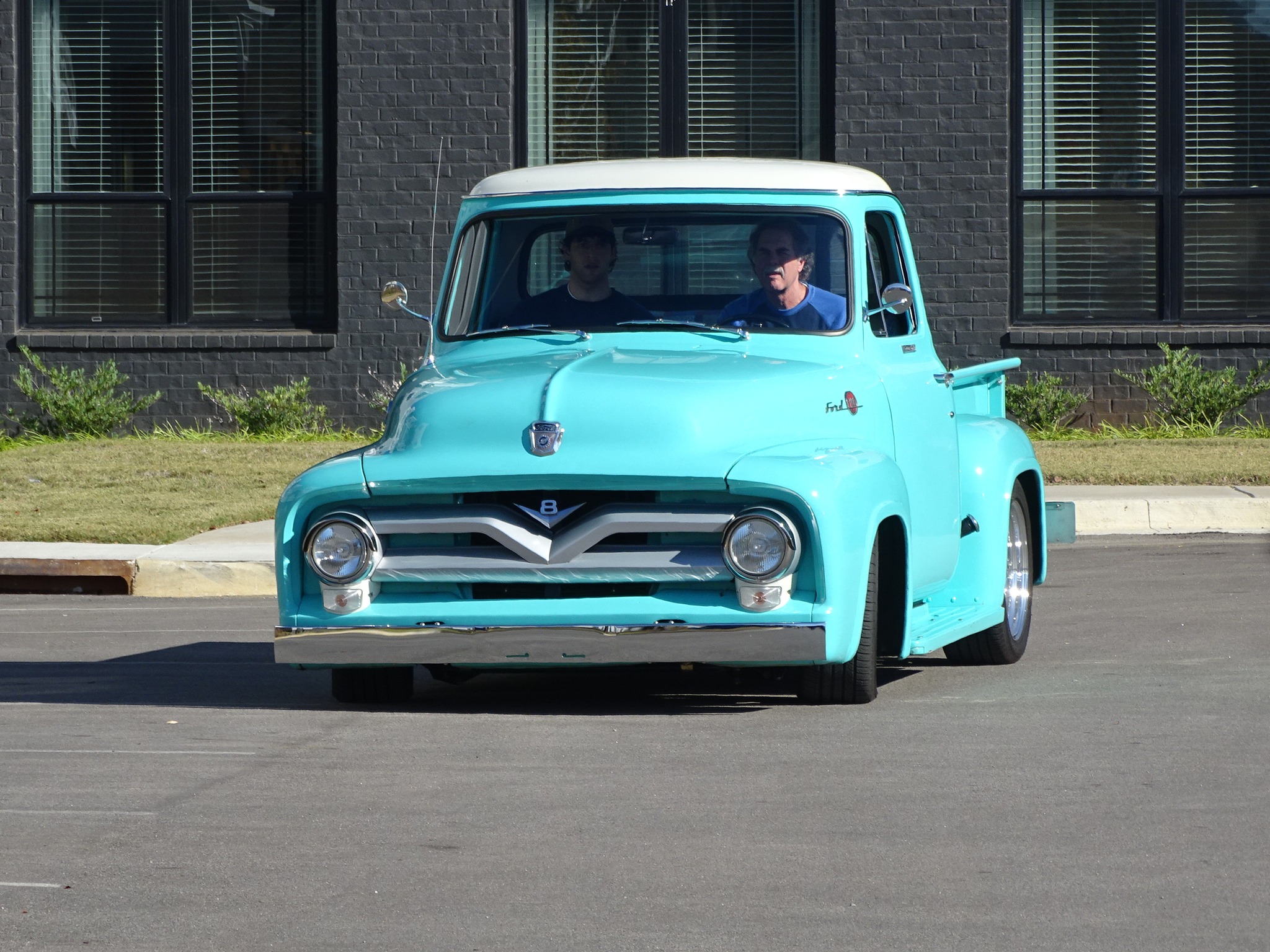 Car show picture