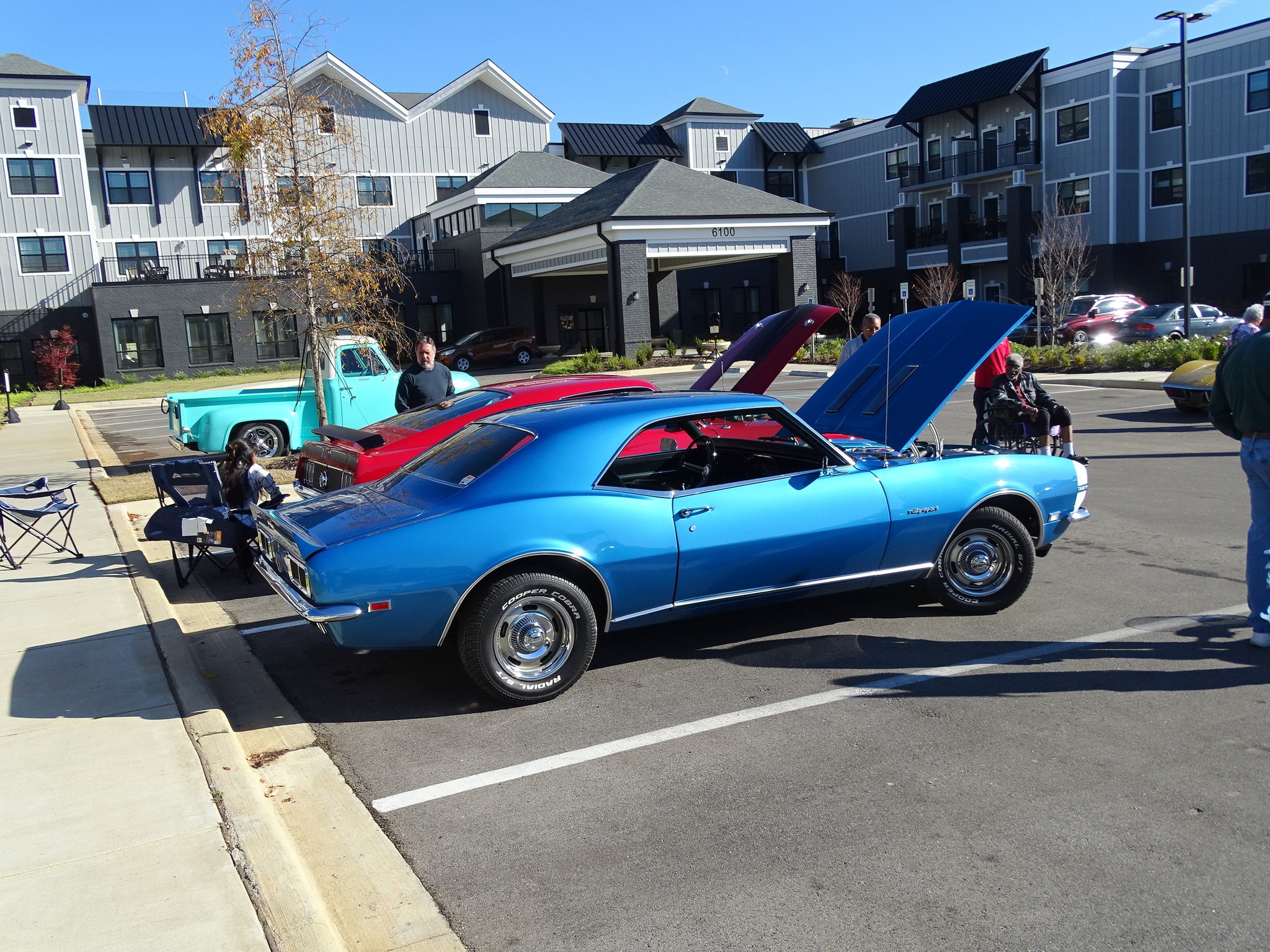 Car show picture