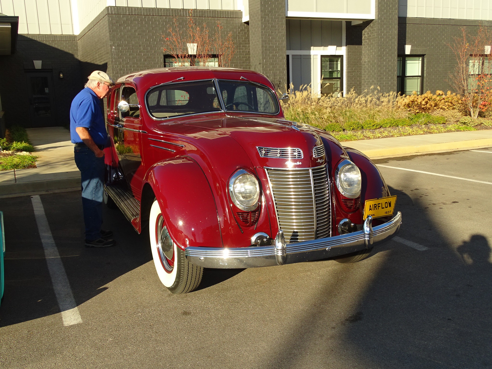 Car show picture