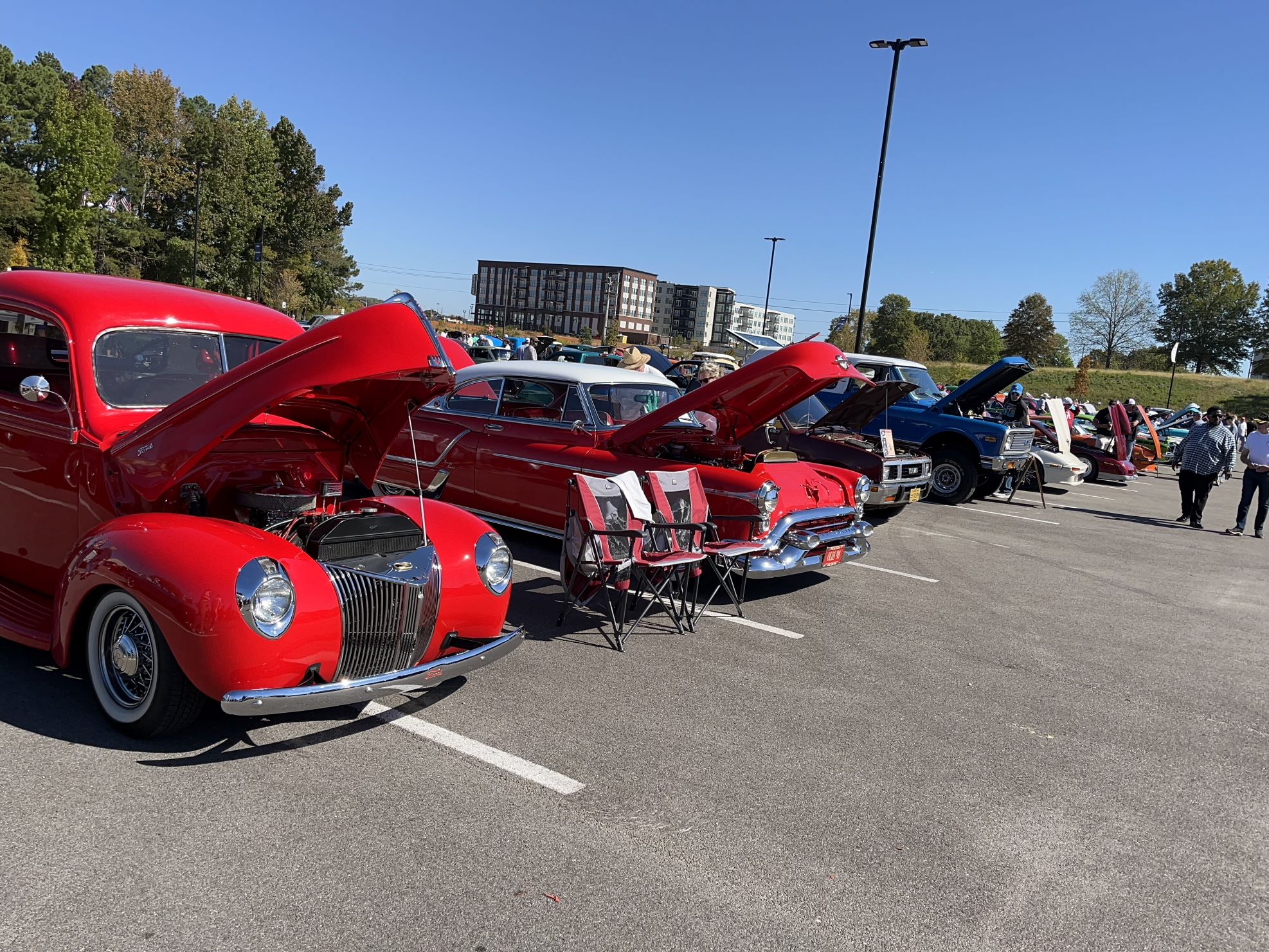 Car show picture
