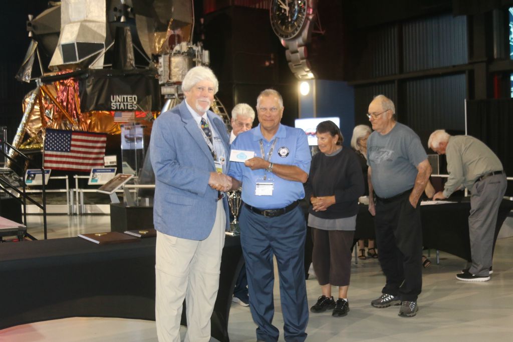 Car show picture